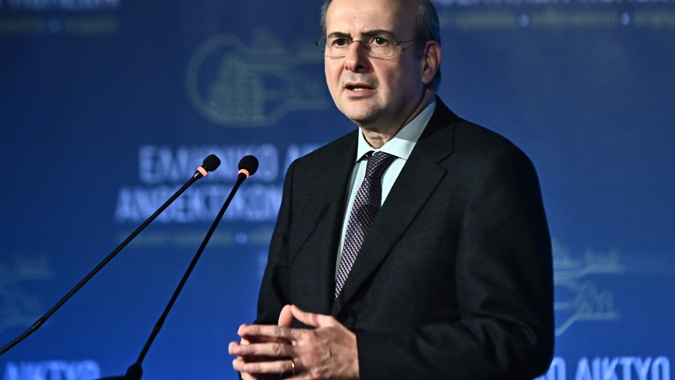 Ο Κωστής Χατζηδάκης εξελέγη αντιπρόεδρος του Ευρωπαϊκού Λαϊκού Κόμματος