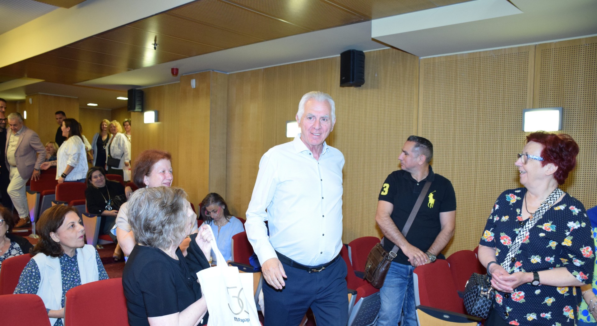 Δήμος Περιστερίου: Τελετή βράβευσης παρουσία του Α. Παχατουρίδη