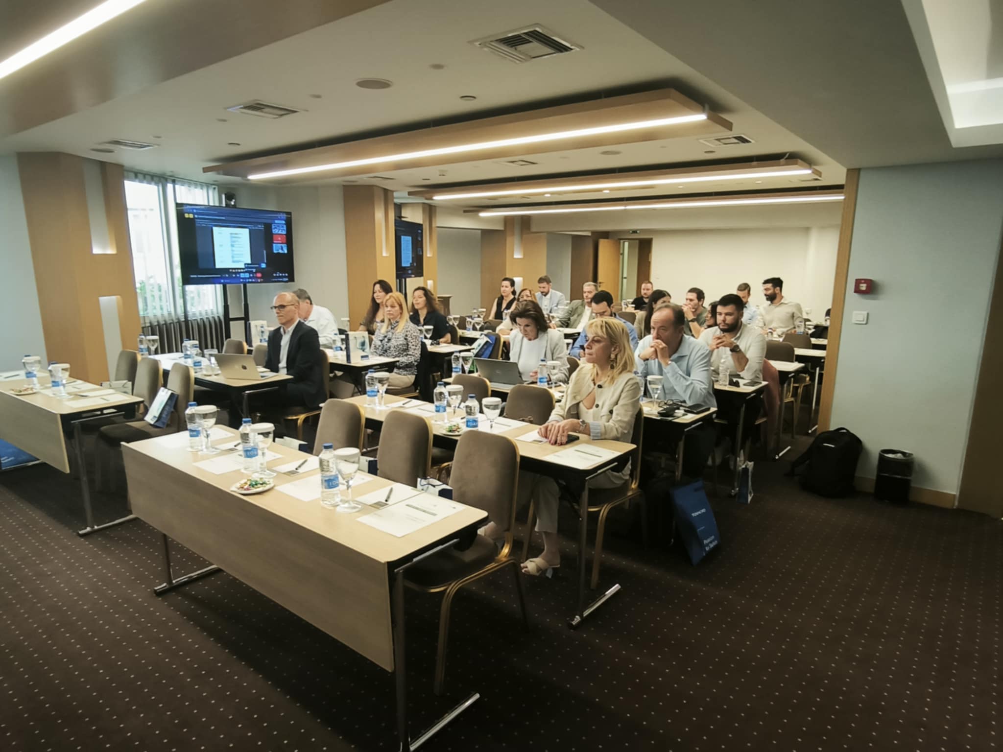 Αποκαλύφθηκε το καινοτόμο έργο CEOS για ενεργειακή αναβάθμιση υποδομών των δήμων