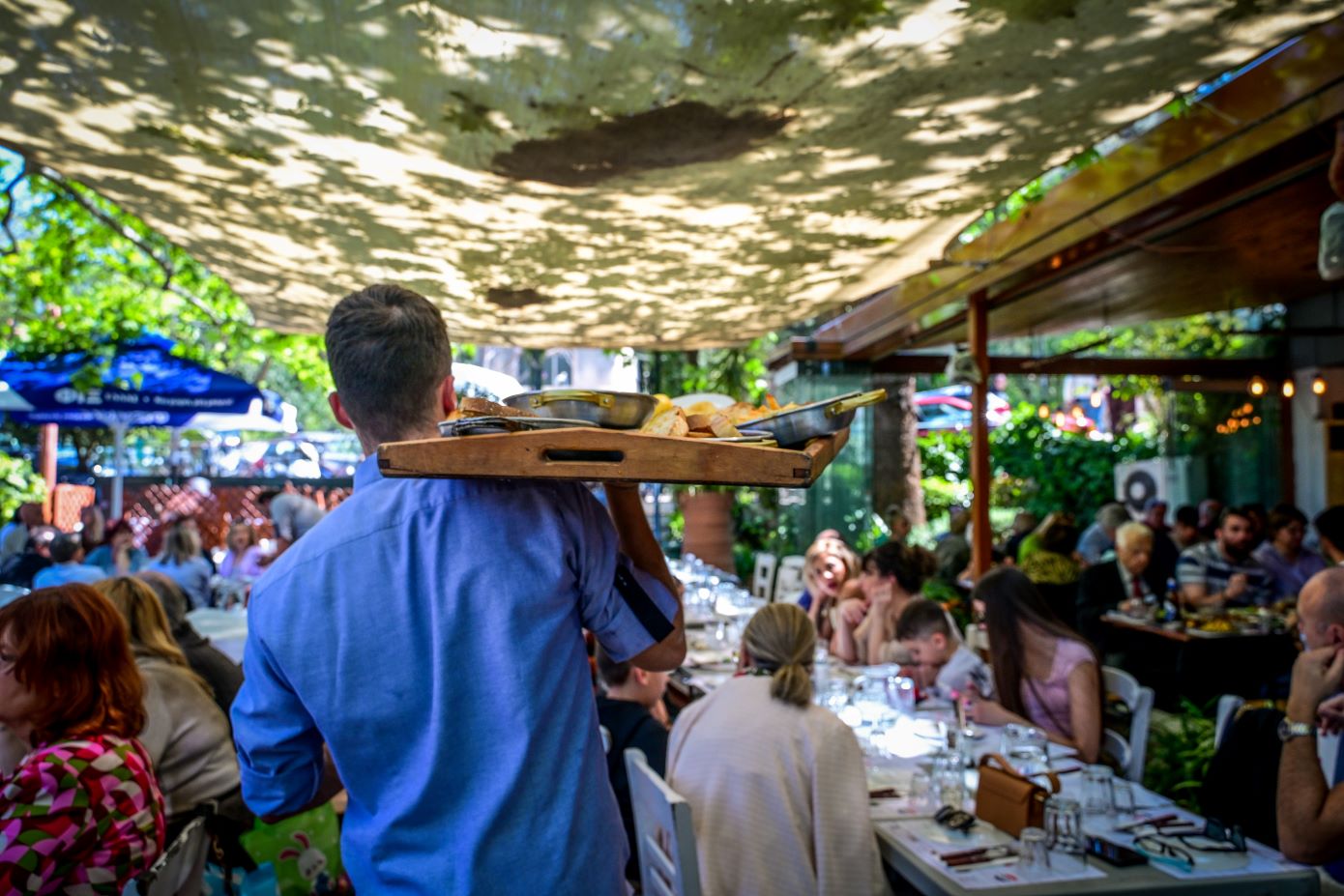 Εργασιακή “Κόλαση”: Το 32,3% των εργαζομένων στην Ελλάδα δουλεύει Σαββατοκύριακα – Συγκλονίζουν τα στοιχεία της Eurostat