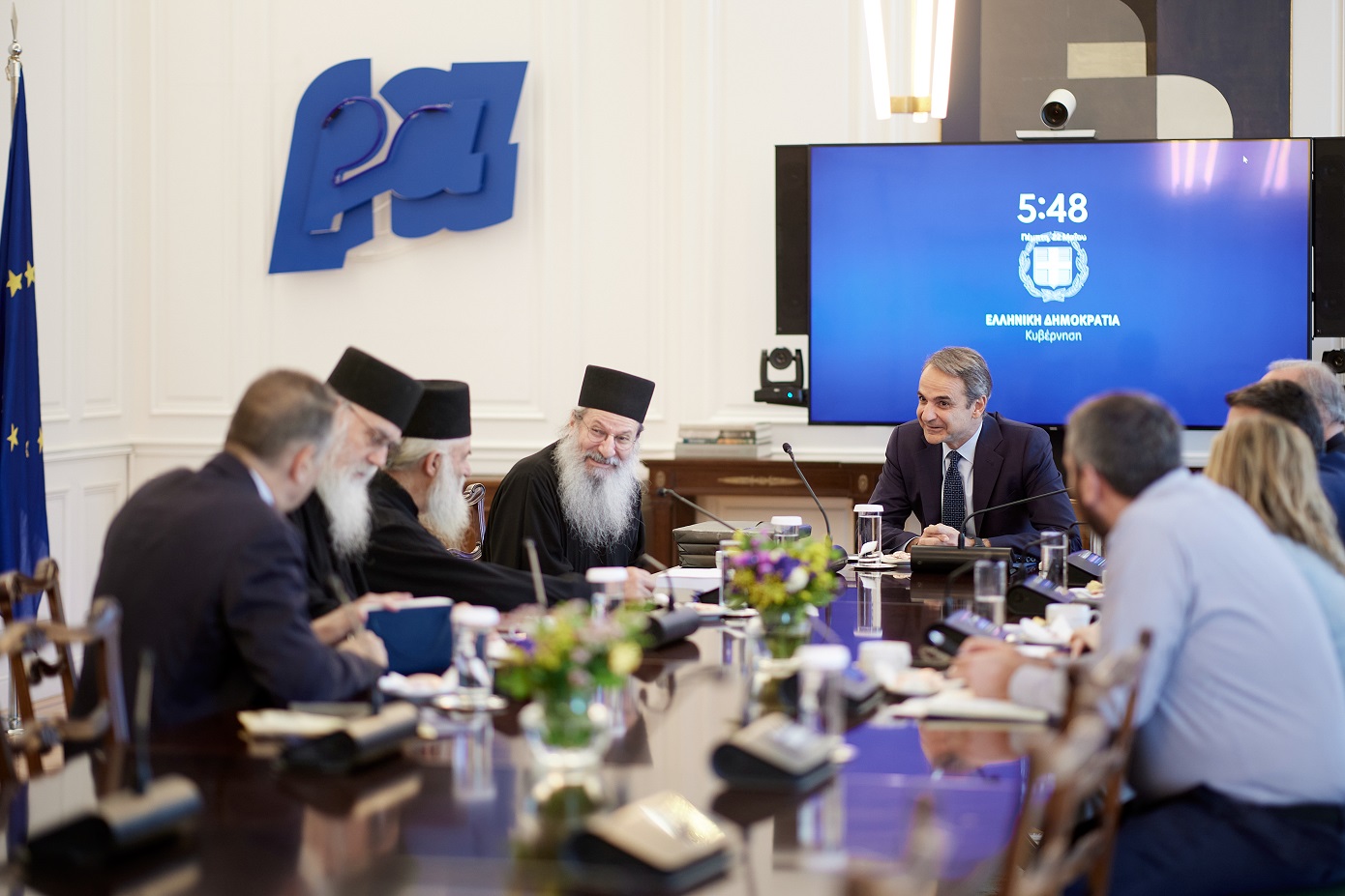 Ζητήματα του Αγίου Όρους στο επίκεντρο της συνάντησης Μητσοτάκη με ηγέτες της Αθωνικής Πολιτείας