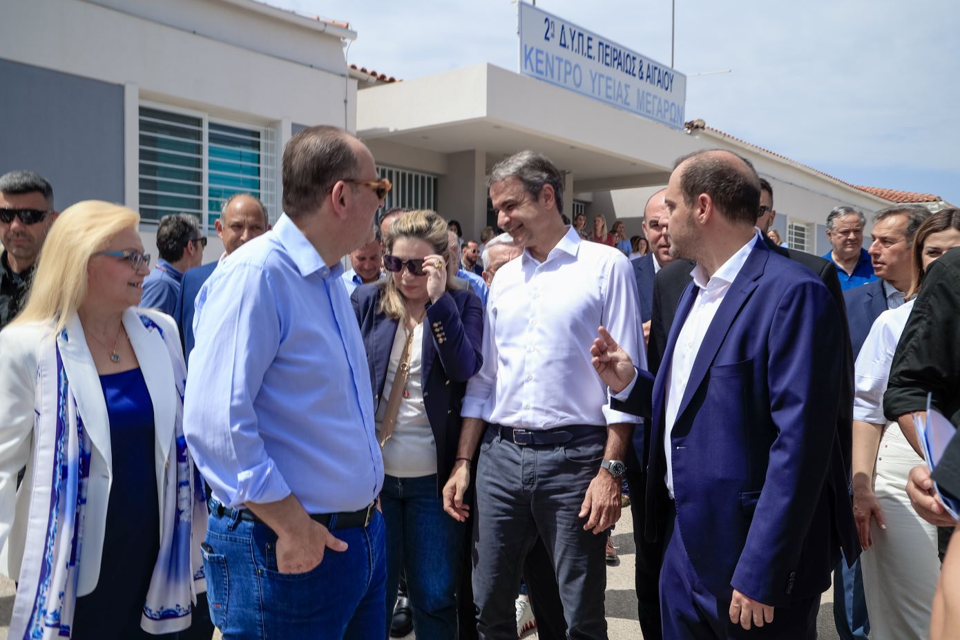 Στο υπερσύγχρονο Κέντρο Υγείας Μεγάρων ο Κυριάκος Μητσοτάκης: Το υποσχεθήκαμε και το υλοποιήσαμε – Εκλογές το 2027