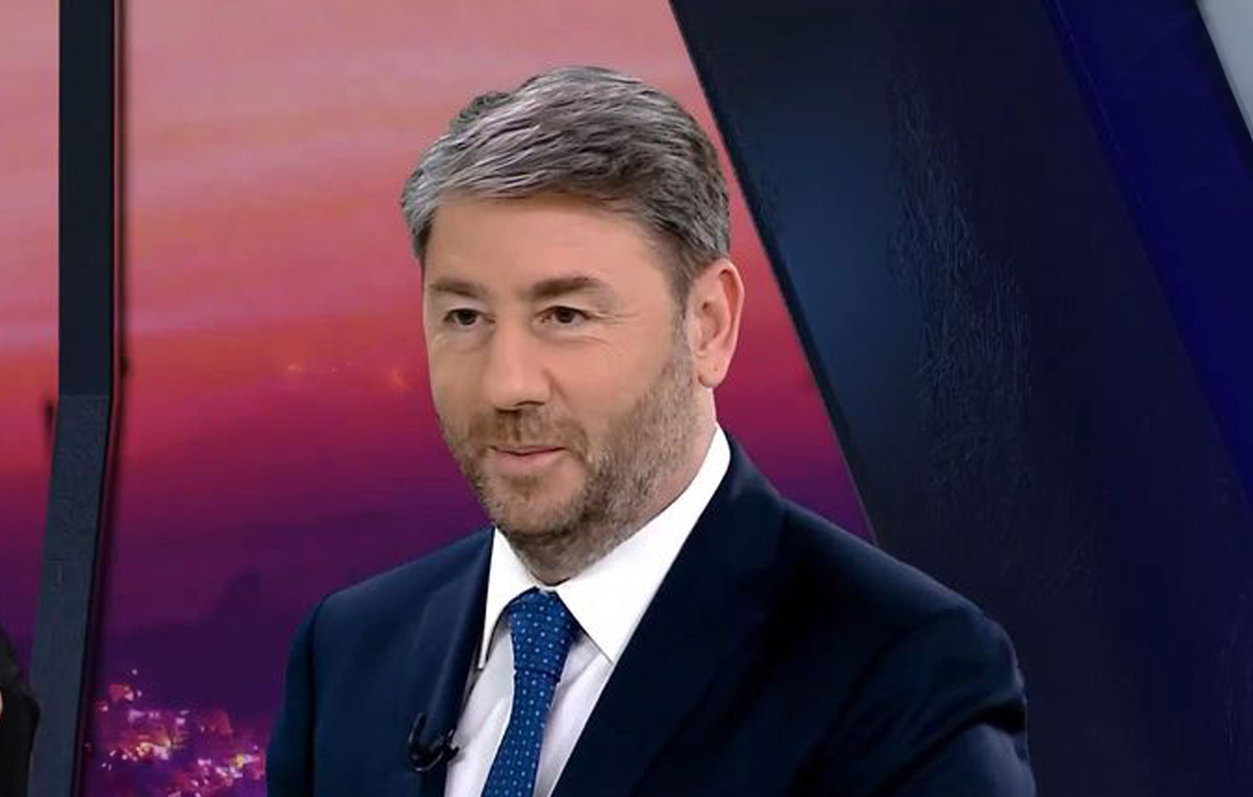 Ανδρουλάκης για άρση της μονιμότητας στο Δημόσιο: Πυροτέχνημα που σκάει και γράφει «υποκρισία»