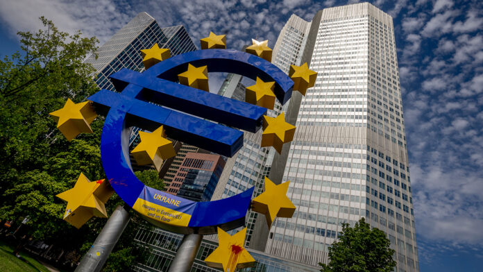 Στο 2,2% σκαρφάλωσε ο πληθωρισμός τον Απρίλιο στην ευρωζώνη – Η προκαταρκτική εκτίμηση της Eurostat