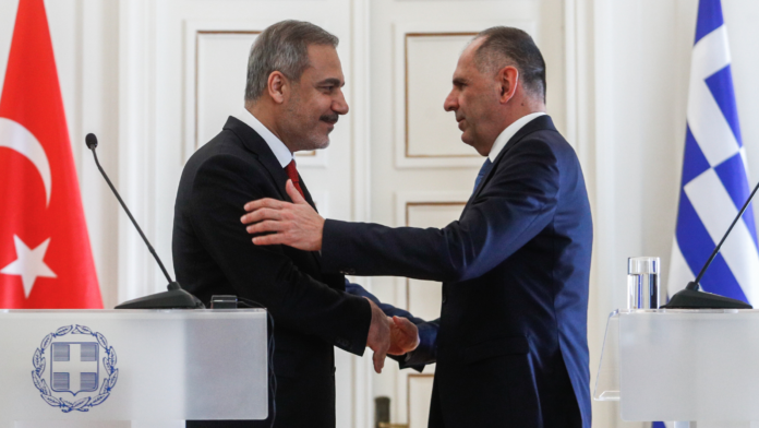Κρίσιμη συνομιλία Γεραπετρίτη-Φιντάν στην Πόλη
