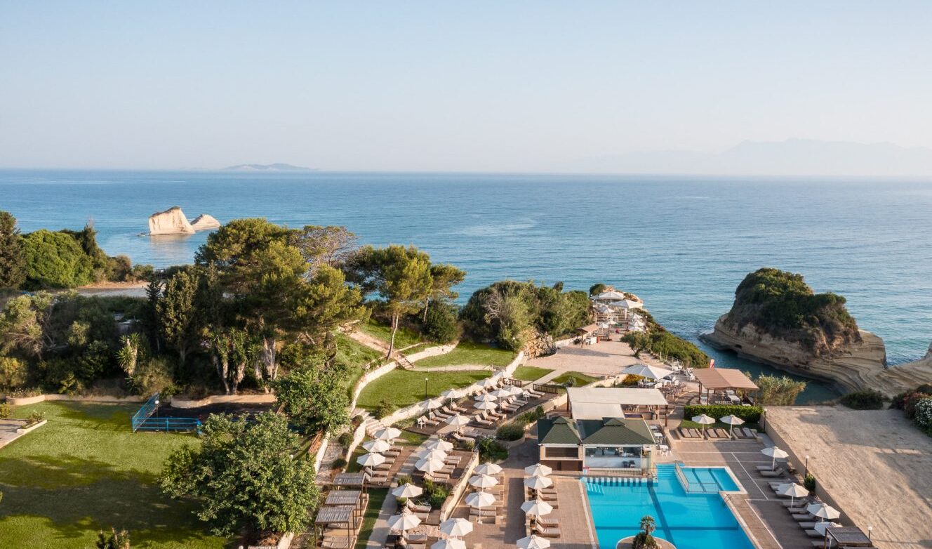 Στον όμιλο Hotel Brain το Akron Seascape Resort στην Κέρκυρα