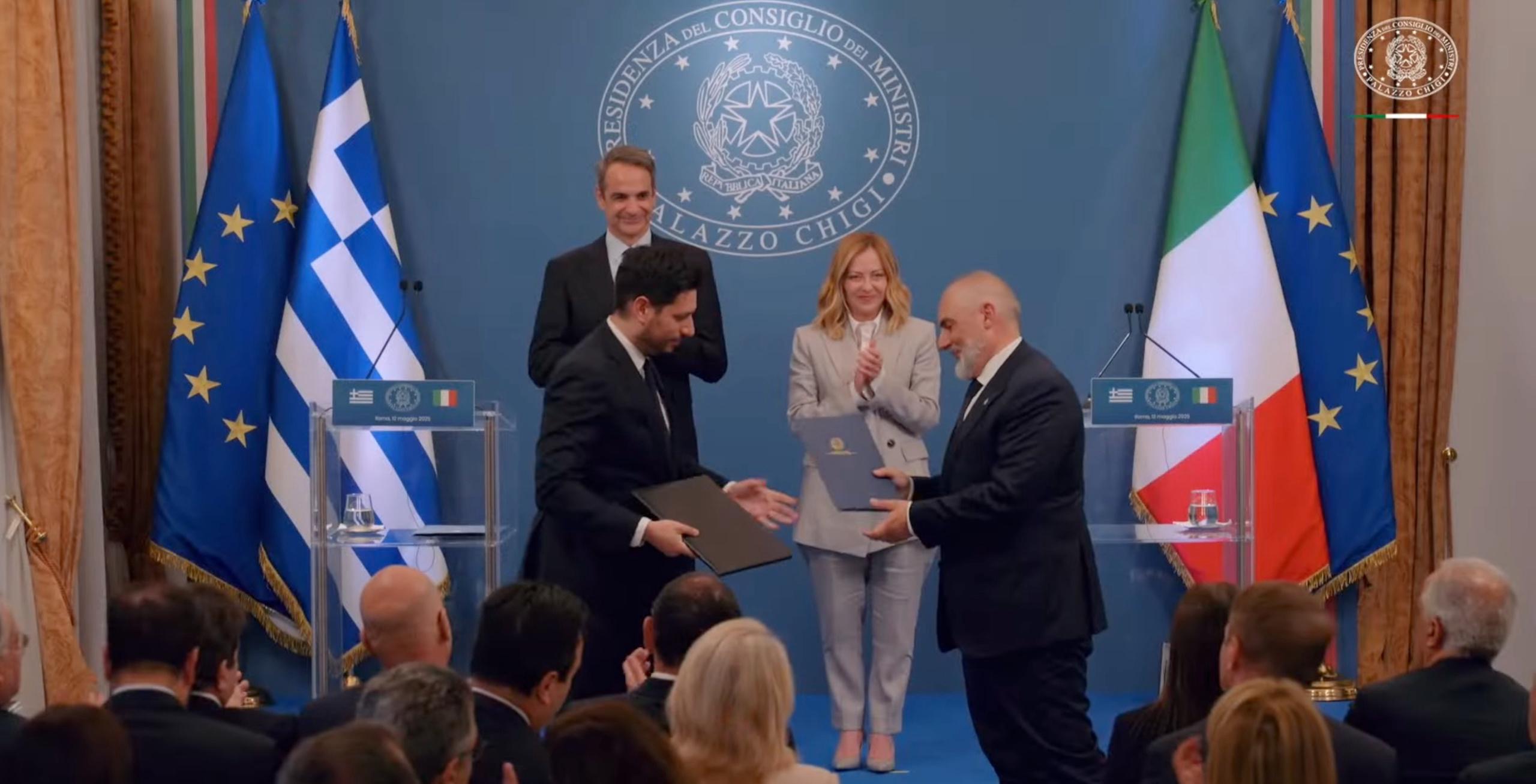 Η ιστορική συμφωνία της Ρώμης – Τριακόσια εξήντα εκατ. ευρώ “ποντάρουν” οι Ιταλοί στον Ελληνικό σιδηρόδρομο