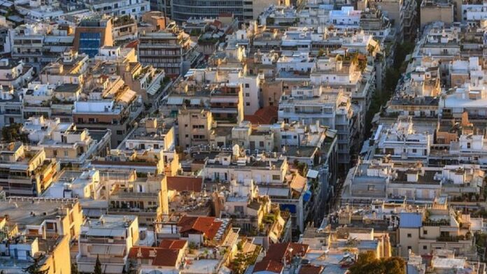 Το επαναστατικό σχέδιο της κυβέρνησης για την κρίση στέγασης – Αντιπαροχή τα ακίνητα του Δημοσίου για κοινωνική κατοικία