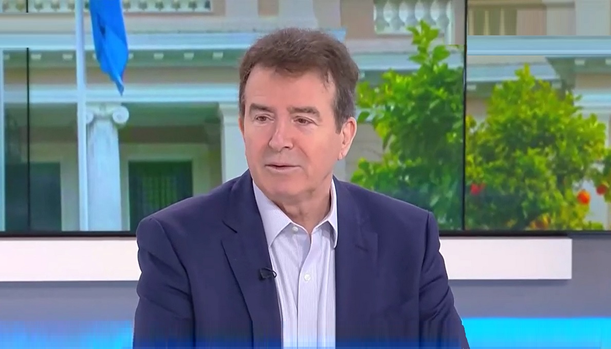 Χρυσοχοΐδης για τα επεισόδια στη Νομική: «Η μόνη λύση είναι οι συλλήψεις» – Στο μικροσκόπιο οι πανεπιστημιακές αρχές