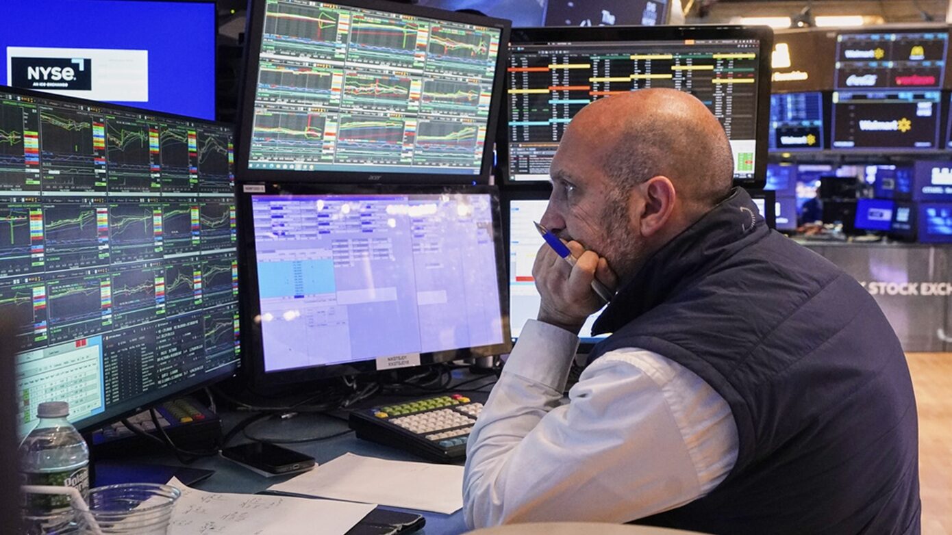 Βουτιά στη Wall Street εξαιτίας ανησυχιών για την οικονομική πολιτική των ΗΠΑ