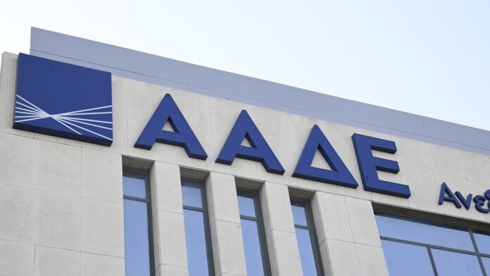 Ποιοι επαγγελματίες γλιτώνουν το «λουκέτο» για μη έκδοση αποδείξεων