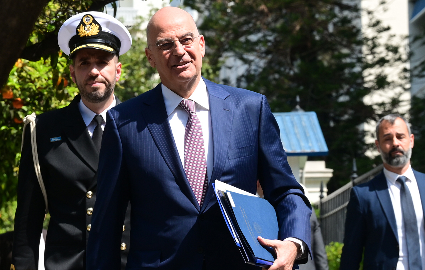 Επικοινωνία Δένδια με τον Αμερικανό υπουργό Άμυνας: Ενισχύονται οι στρατηγικές αμυντικές συμμαχίες Ελλάδας και ΗΠΑ