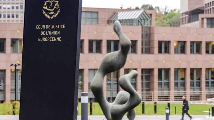 Κομισιόν: Στο εδώλιο η Ελλάδα στο Δικαστήριο της Ε.Ε. για τη φορολόγηση και ταξινόμηση οχημάτων