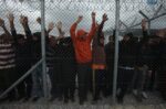 Ανατρέπεται το σκηνικό για την παράνομη μετανάστευση: Τι θα ισχύει για άδεια εργασίας, φυλάκιση και απελάσεις