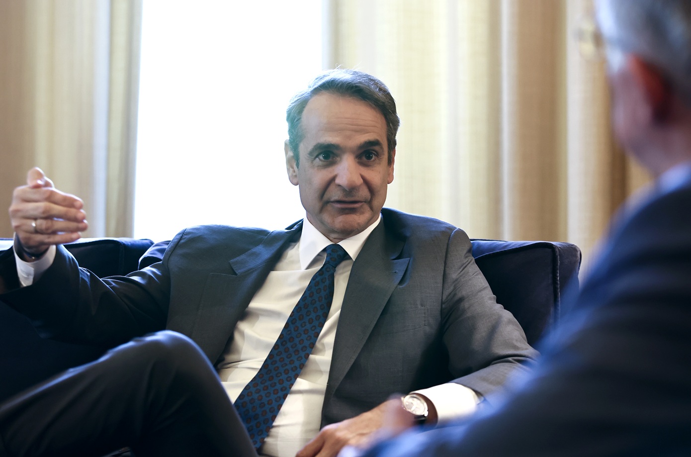 Το κυβερνητικό σχέδιο της συνταγματικής αναθεώρησης και το κυνήγι της συναίνεσης