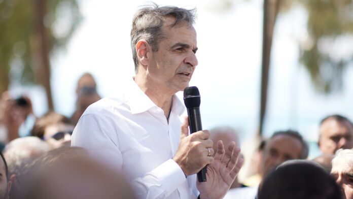 «Νομιμότητα παντού» και επιτάχυνση των μεταρρυθμίσεων – Εκτοξεύονται τα ποσοστά της ΝΔ