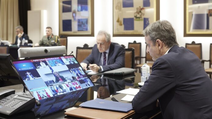 Μητσοτάκης στην τηλεδιάσκεψη με Μακρόν και Στάρμερ: Επείγουσα εφαρμογή άνευ όρων εκεχειρίας 30 ημερών στη φλεγόμενη Ουκρανία