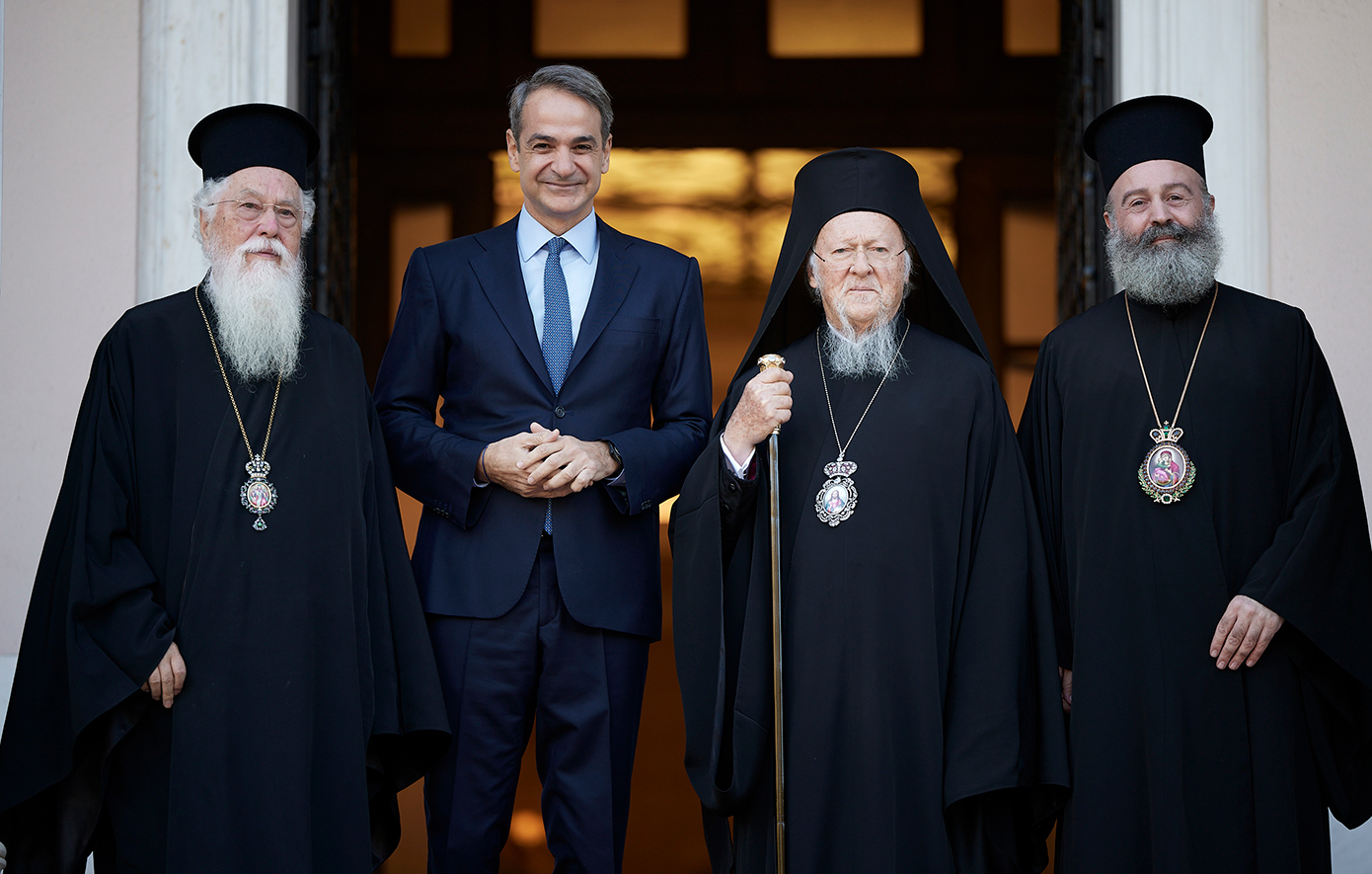 Συνάντηση-κλειδί του Μητσοτάκη με τον Οικουμενικό Πατριάρχη Βαρθολομαίο αύριο στο Μαξίμου