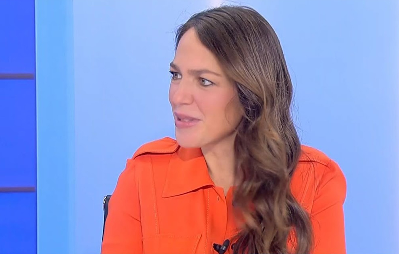 Δόμνα Μιχαηλίδου: «Ο σύζυγός μου με βοηθάει πολύ με το παιδί, τα logistics είναι δύσκολα»