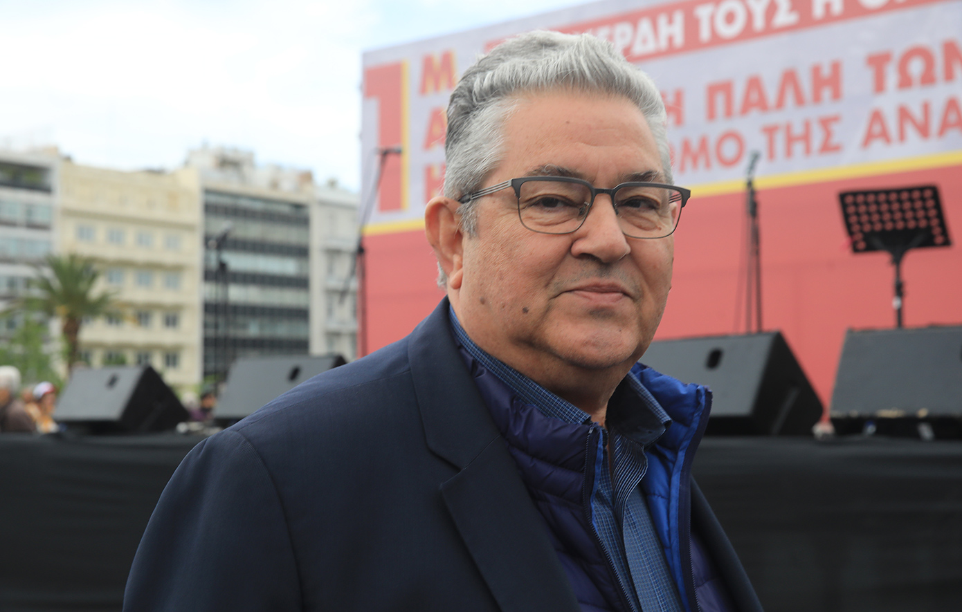 Κουτσούμπας στη συγκέντρωση στο Σύνταγμα: Το κρίσιμο δίλημμα της εποχής μας είναι σοσιαλισμός ή καταστροφή