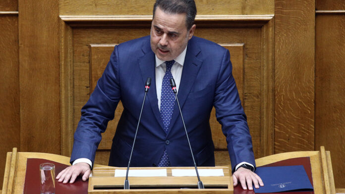 Σφοδρή επίθεση Παπασταύρου σε Ανδρουλάκη για τις αιχμές του κατά του Προεδρικού Διατάγματος οριοθέτησης οικισμών