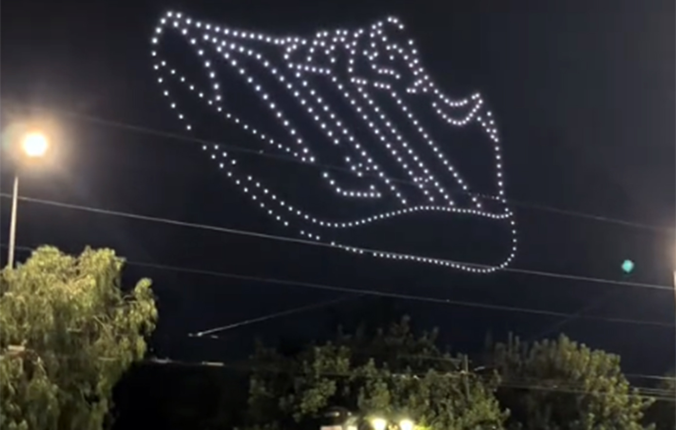 Πιερρακάκης: Απαιτεί επίσημες διευκρινίσεις για το εντυπωσιακό drone show στο Ζάππειο