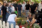 Ο Δήμαρχος Πειραιά πρωτοστατεί σε οικολογική εξόρμηση στο πάρκο Αργυροκάστρου