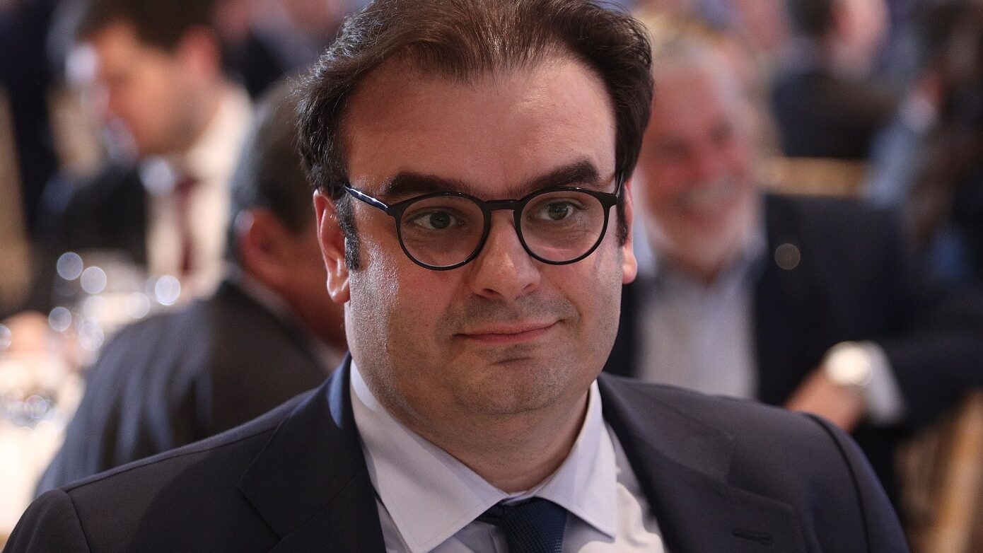 Κυριάκος Πιερρακάκης: Την υποχρεωτική καταβολή ενοικίων μέσω τραπεζών προωθεί η κυβέρνηση