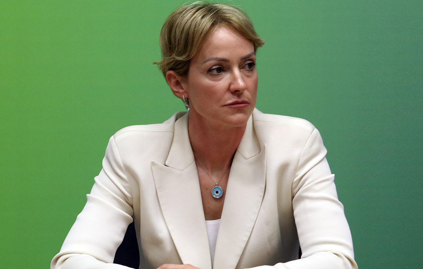 Αλεξάνδρα Σδούκου: Ριζοσπαστική λύση η κατάργηση του ΟΠΕΚΕΠΕ και η μεταφορά πληρωμών και ελέγχων στην ΑΑΔΕ