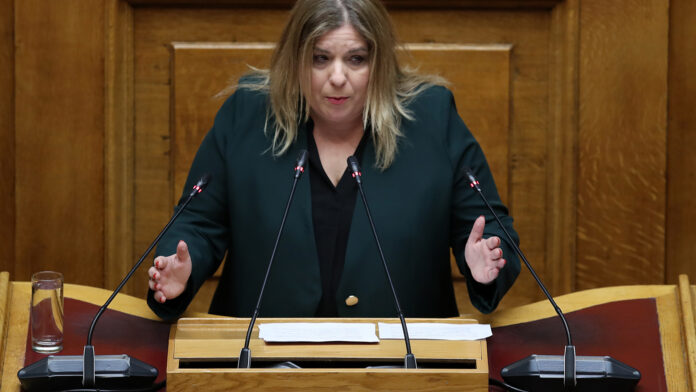 Συρεγγέλα για αντιπολίτευση: Το ψέμα έχει «κοντά ποδάρια»