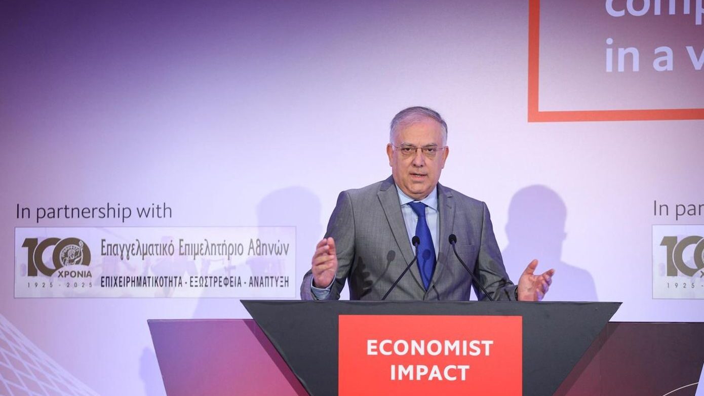 Θεοδωρικάκος: Περικόπτουμε κατά 25% τη γραφειοκρατία των επιχειρήσεων – Υλοποιούμε τον παραγωγικό μετασχηματισμό της οικονομίας
