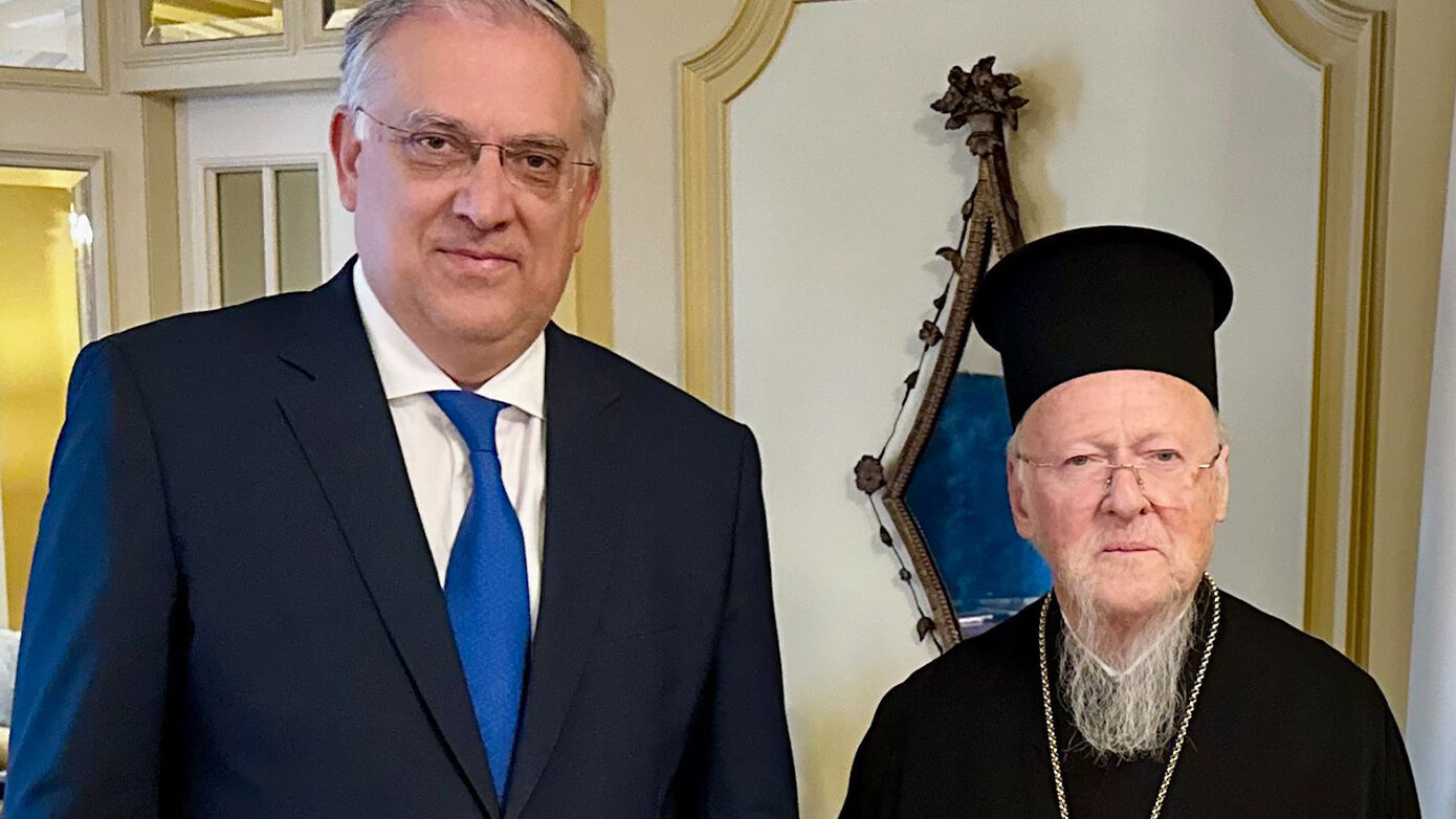 Συνάντηση του Τάκη Θεοδωρικάκου με τον Παναγιότατο Οικουμενικό Πατριάρχη Βαρθολομαίο