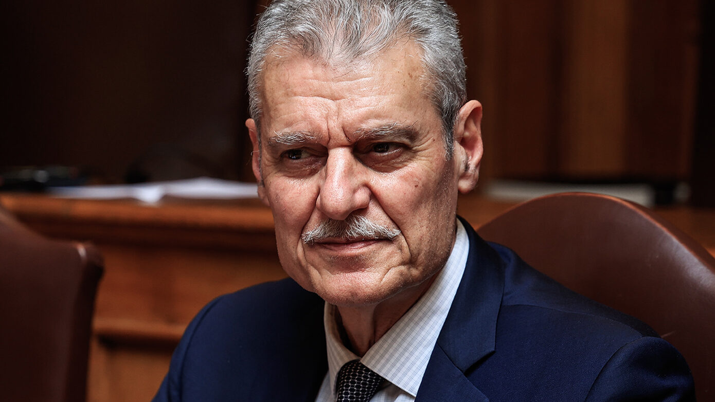Έκτακτη σύσκεψη υπό τον Τουρνά για την κρίσιμη αντιπυρική θωράκιση της Στερεάς Ελλάδας