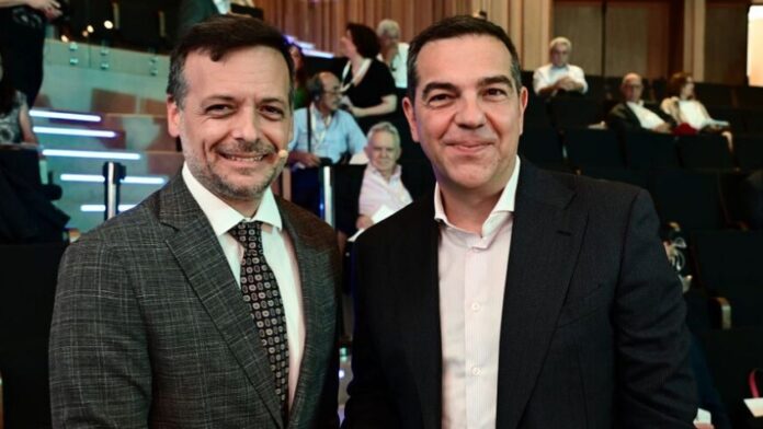 Ο Αλέξης Τσίπρας και ο Χάρης Δούκας συναντήθηκαν στο φλογερό ντέρμπι Παναθηναϊκός – Ολυμπιακός