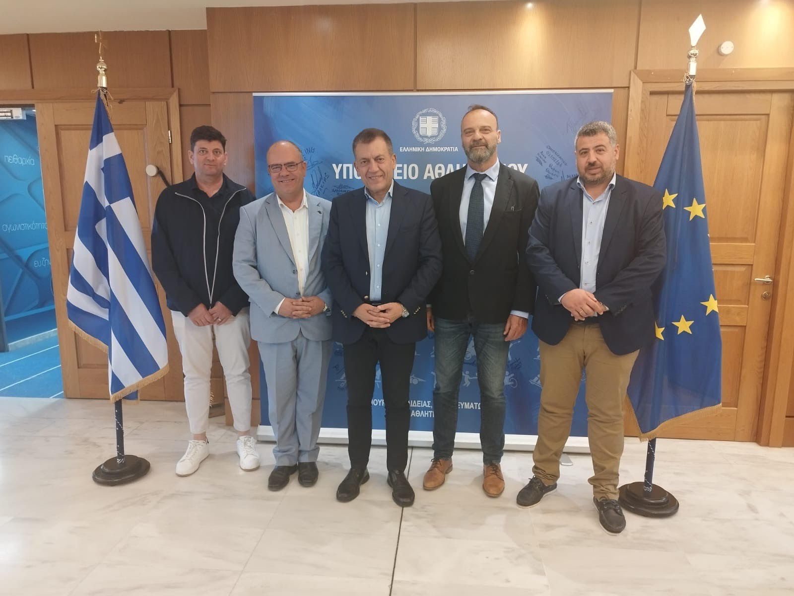 Κρίσιμη συνάντηση δημάρχου Σύρου-Ερμούπολης με τον Υπουργό Γ. Βρούτση