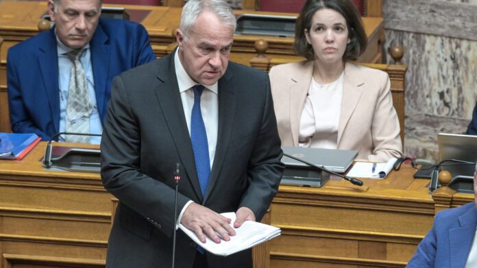 Βορίδης για μεταναστευτικό: Επείγει ριζική αναβάθμιση του συστήματος επιστροφών