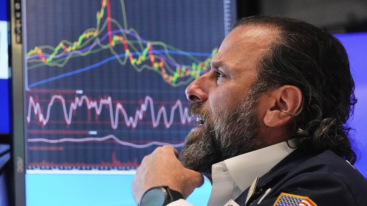Wall Street: Βουτιά στους δείκτες από τις απειλές Τραμπ και τη στάση της Fed