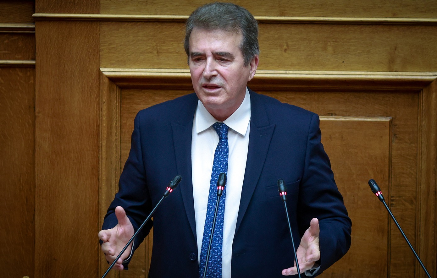 Στο δημαρχείο Θέρμης ο Μιχάλης Χρυσοχοΐδης: Στο επίκεντρο το θέμα της ανέγερσης νέου κτιρίου της ΕΛ.ΑΣ.