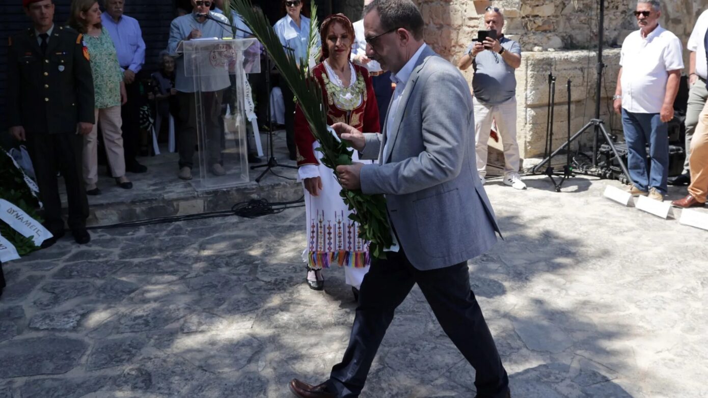 Συγκινητική τελετή μνήμης στη «Στοά Μακάσι» διοργάνωσε η Περιφέρεια Κρήτης