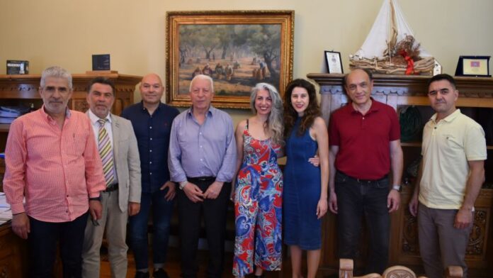ΠΒΑ: Κρίσιμη σύσκεψη Περιφερειάρχη Κ. Μουτζούρη με Εφοριακούς
