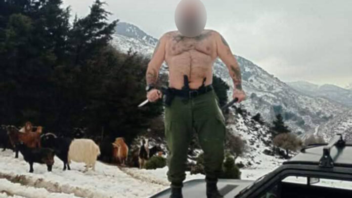 Πίσω από τα κάγκελα ο 42χρονος με το τρομακτικό οπλοστάσιο στα Χανιά – «Δεν έχω προκαλέσει κακό σε κανέναν»