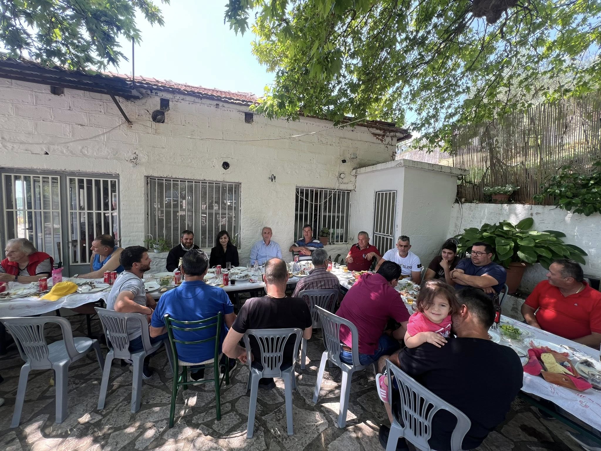 Δ. Θέρμου: Μεγάλη εθελοντική δράση καθαρισμού στο γραφικό χωριό Αετόπετρας