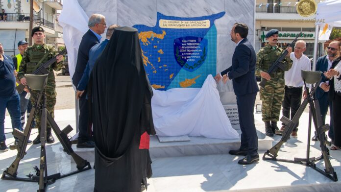 Δήμοι Καβάλας – Νέστου: Ο Ν. Χριστοδουλίδης στα αποκαλυπτήρια του μνημείου Ελλαδιτών