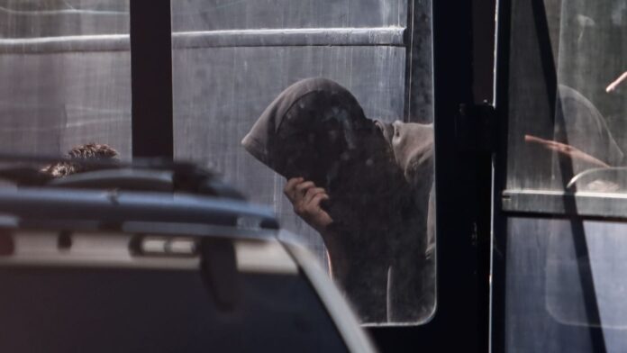 Χειροπέδες σε συμμορίες χούλιγκαν: Ναρκωτικά, εκβιασμοί και βία χωρίς οίκτο