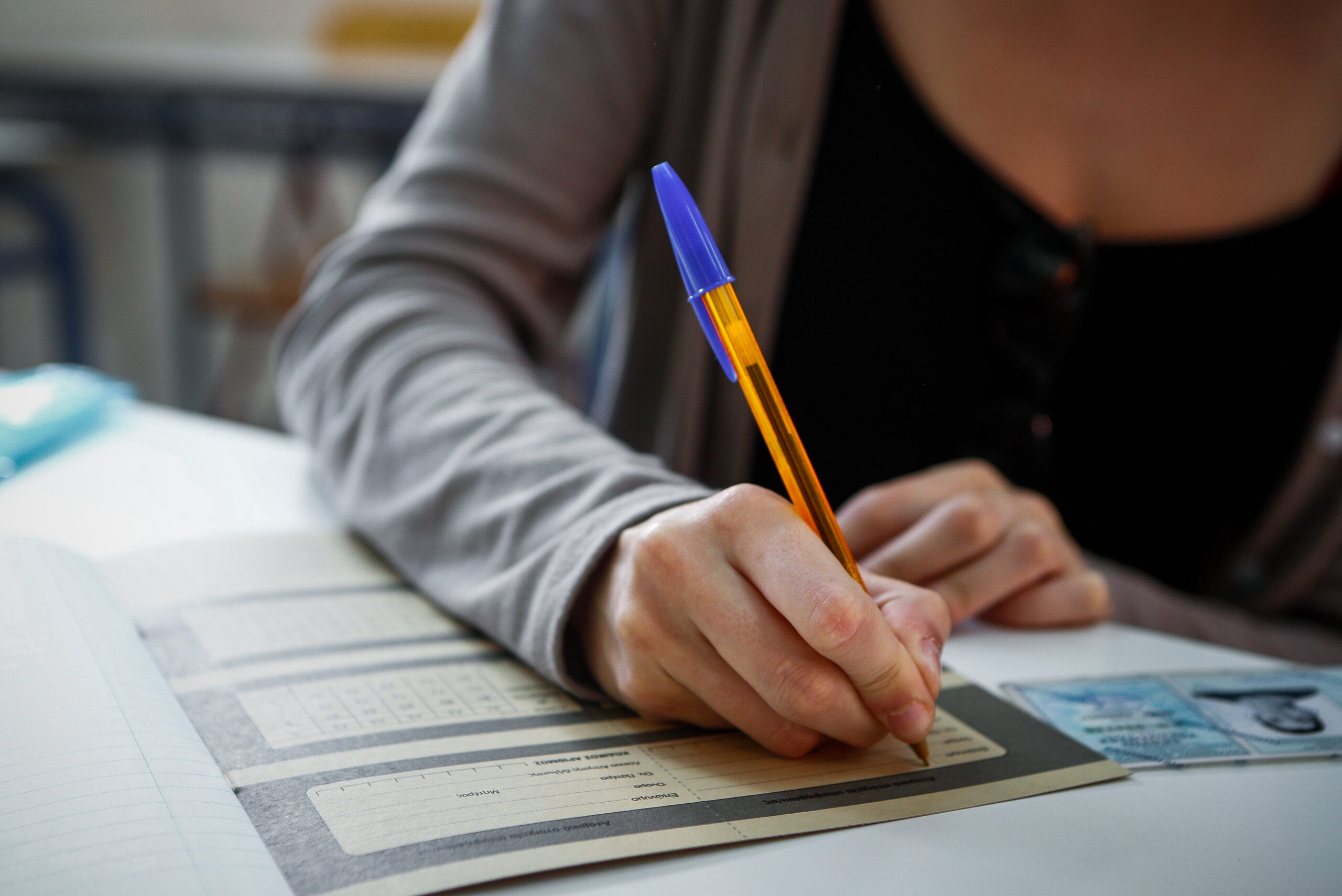 Πανελλαδικές Εξετάσεις 2025: Μαραθώνιος δοκιμασιών συνεχίζεται για τους μαθητές των ΕΠΑΛ