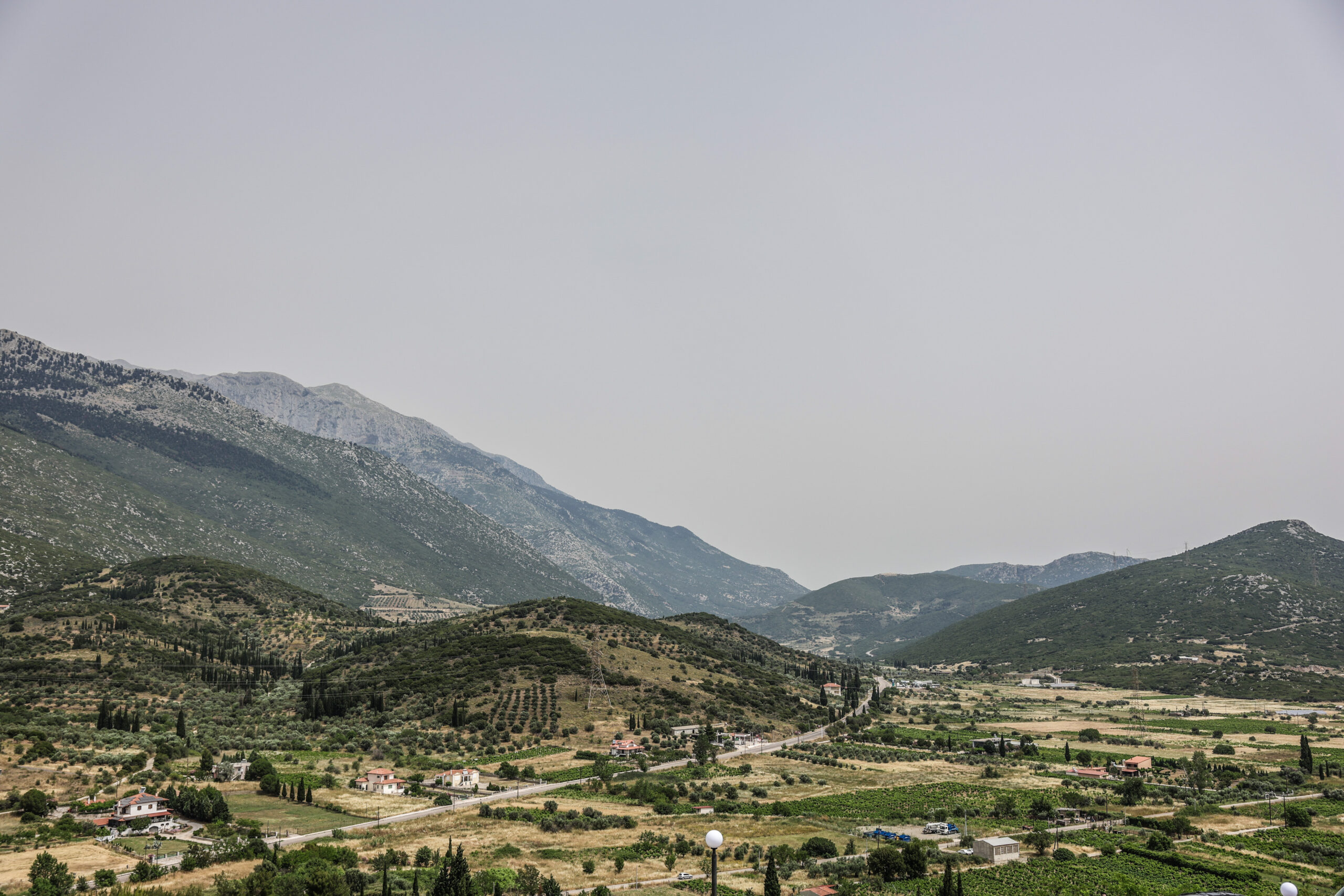 Φωνή της Ελλάδας: Δίστομο 1944 – Συγκλονιστικό αφιέρωμα στους Ιστορικούς περίπατοι