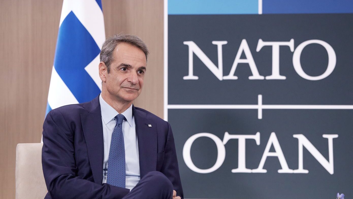 Καθοριστική σύνοδος του ΝΑΤΟ σήμερα στη Χάγη – Οι θέσεις της Ελλάδας για τις αμυντικές δαπάνες και το πιθανό τετ α τετ Μητσοτάκη – Ερντογάν