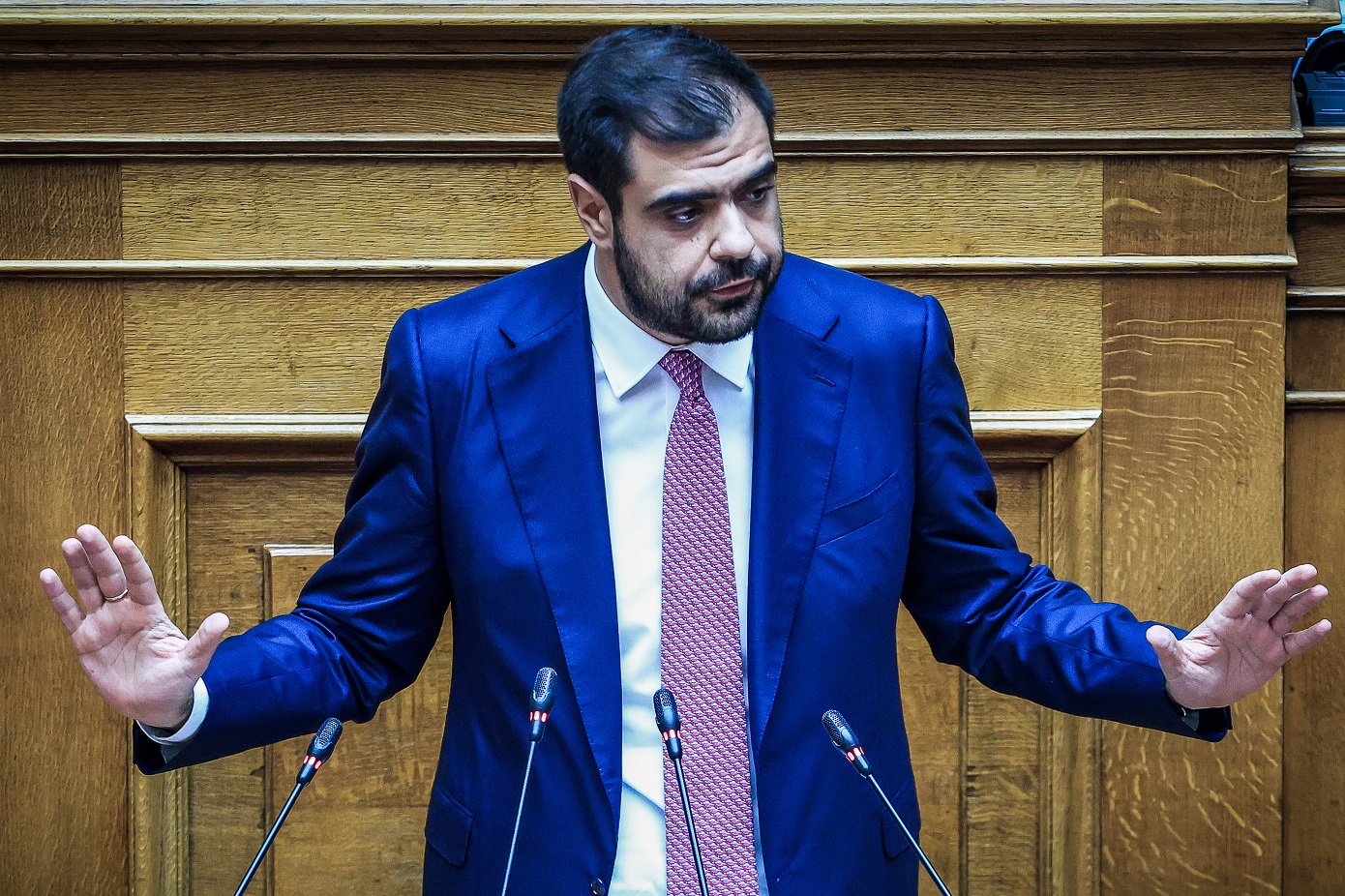 Παύλος Μαρινάκης: Συνειδητή απόφαση της Ζωής Κωνσταντοπούλου να υπερασπιστεί έναν βιαστή – Η αντίδρασή του στην καταγγελία της Μαρίας Καρυστιανού