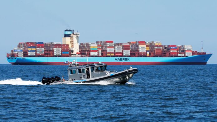 Ο κολοσσός των θαλάσσιων μεταφορών MAERSK εγκατέλειψε το λιμάνι της Χάιφα – Περιπλέκεται η εμπορική πρόσβαση στο Ισραήλ
