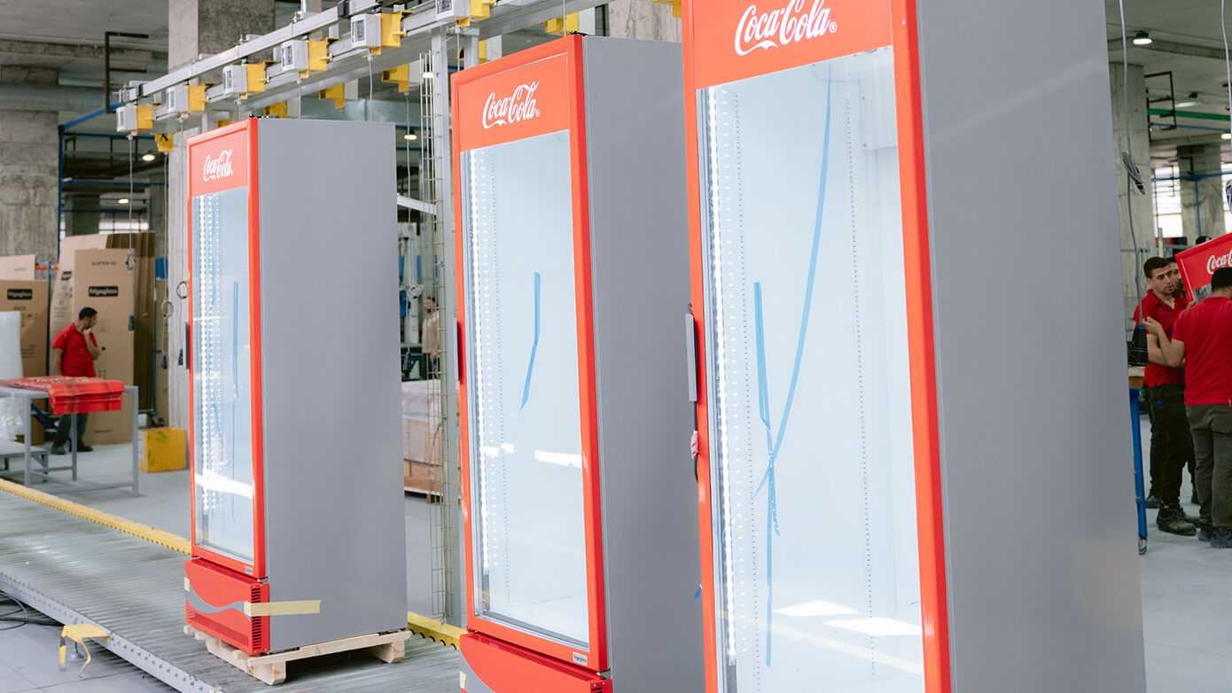 Frigoglass: Λανσάρει υπερσύγχρονη γραμμή παραγωγής επαγγελματικών ψυγείων στο Κάιρο
